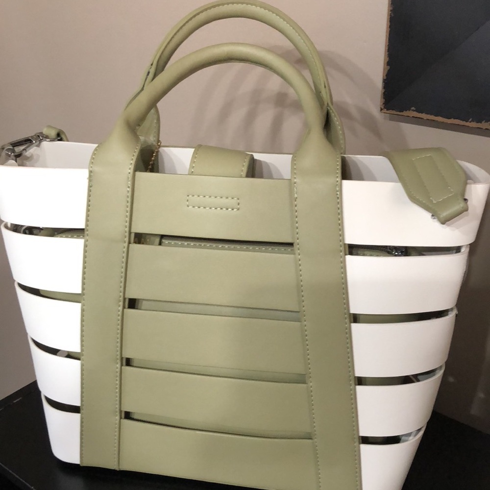 NWT Spring Bag - Picture 4 of 5
